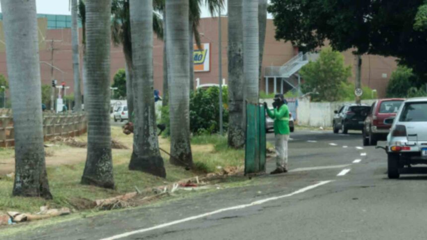 Empresa recebe aditivo de R$ 4 milhões para serviços de limpeza urbana em Ladário