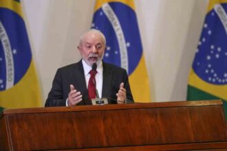 Lula confirma viagem à Guiana no ano que vem em meio à disputa de Maduro