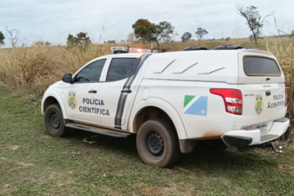 Corpo carbonizado é encontrado em São Gabriel do Oeste e polícia tenta identificá-lo