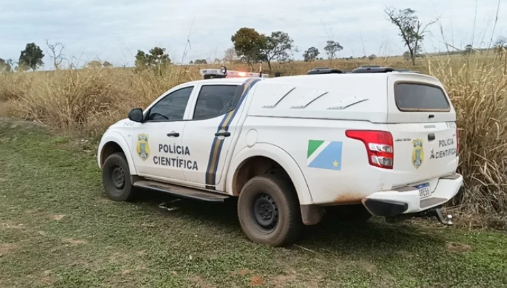 Corpo carbonizado é encontrado em São Gabriel do Oeste e polícia tenta identificá-lo