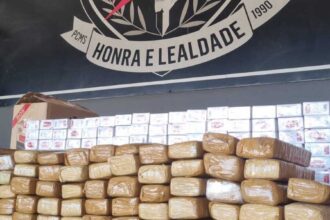 Dois são presos com 82 tabletes de maconha e 460 pacotes de cigarros paraguaios, no Pioneiros