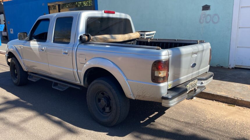 Homem é preso pelo DRACCO conduzindo Ford Ranger com chassi adulterado e arma de fogo