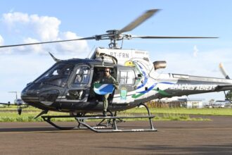 Helicóptero de MS parte para socorrer as vítimas das enchentes no Rio Grande do Sul