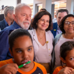 Lula amplia ações de saúde bucal nas escolas para 26 milhões de estudantes