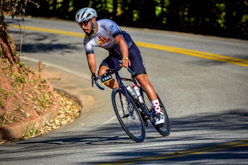 Paratleta de ciclismo com apoio da Prefeitura disputa L’Étape Rio (Tour de France)