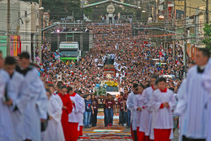 Santuário Diocesano São Judas Tadeu Participa da Solenidade de Corpus Christi em Comunhão com a Arquidiocese de Campo Grande