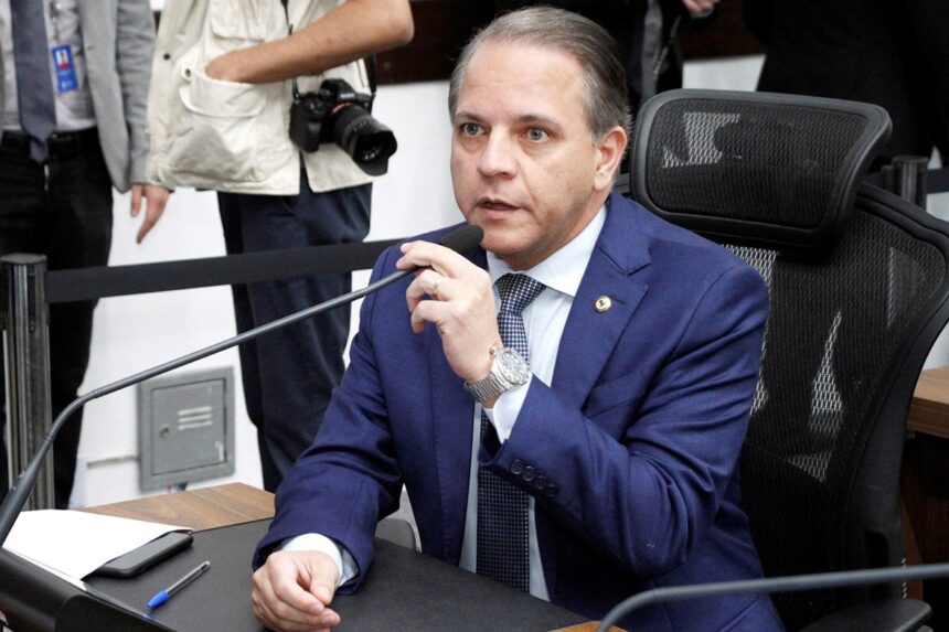 Deputado questiona legalidade de atos de auditores do TCE/MS, após vencer prazo de afastamento de conselheiros