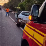 Dois condutores morrem, após colisão frontal entre carros, na BR-262, em Aquidauana