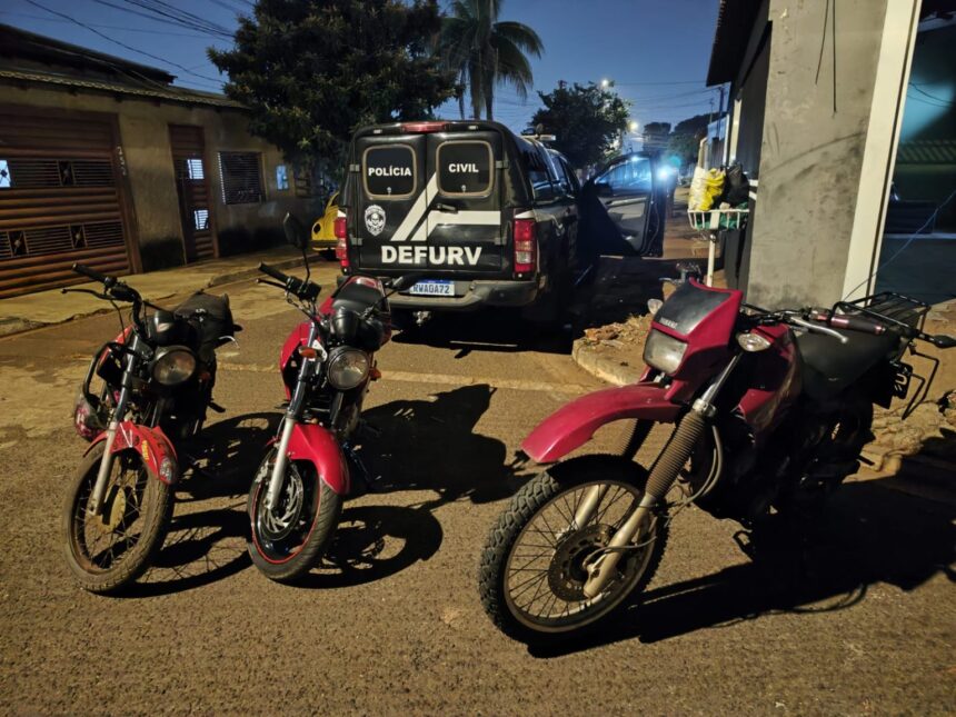 Polícia desmantela quadrilha, prende 3 em flagrante e apreende 6 veículos, em Campo Grande