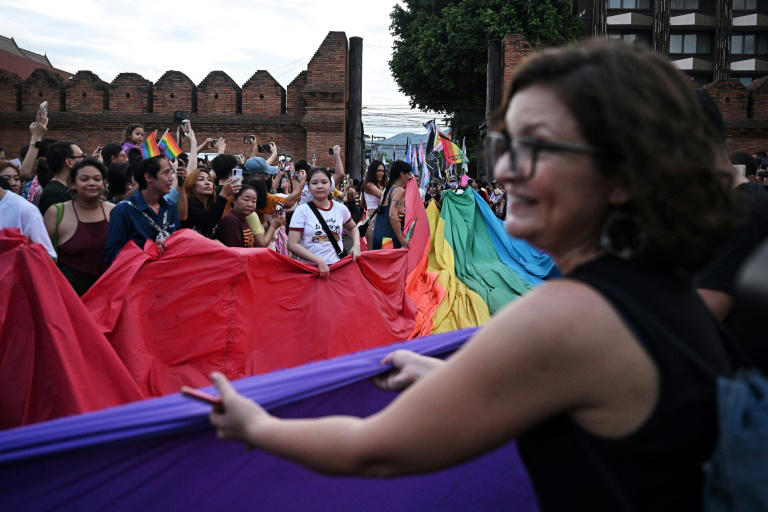 Tailândia, primeiro país do sudeste asiático a legalizar o casamento homoafetivo