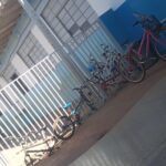 Rodas de bicicletas são furtadas dentro de escola municipal do Portal Caiobá