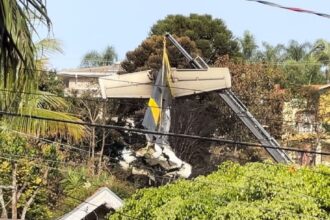 Calda do avião que caiu em Vinhedo