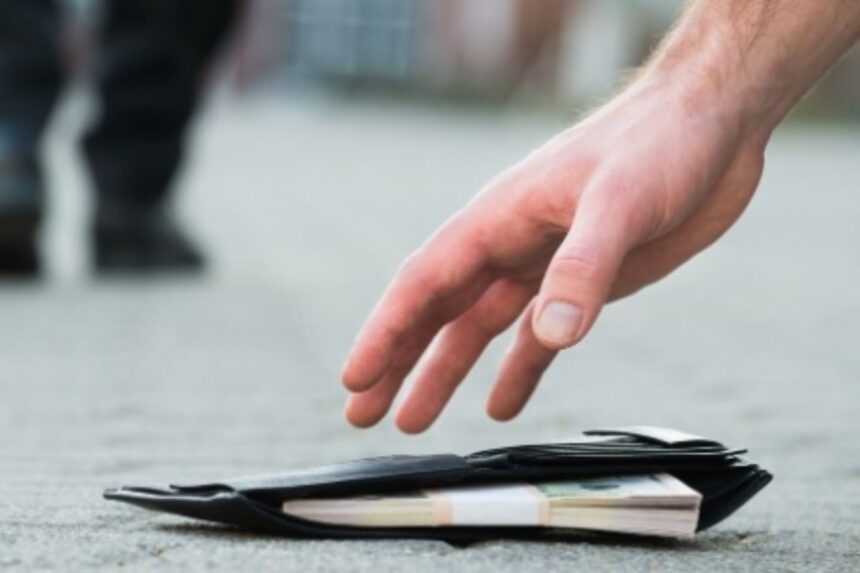 Utilizar ou se apropriar de algo que encontrou na rua é crime. Entenda. (Foto: Getty Images/iStockphoto)