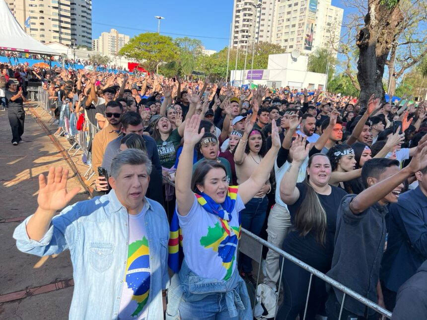 Adriane se úne fiéis na Marcha para Jesus:“Nós cremos no melhor de Deus para nossa cidade”