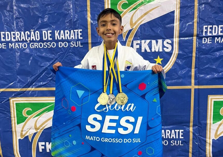 Aluno da Escola Sesi fatura medalhas no estadual de karatê olímpico