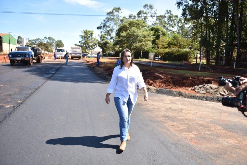 Em 2 anos, Adriane Entregou mais de 150 km de asfalto novo nas 7 regiões de Campo Grande