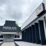 Jovem cai em cima de pneu de trator é atropelado e morre, em MS