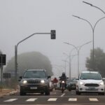 Tempo estável encerra a semana e baixas temperaturas permanecem destaque neste domingo