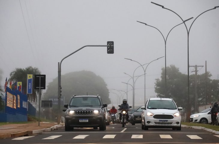 Tempo estável encerra a semana e baixas temperaturas permanecem destaque neste domingo