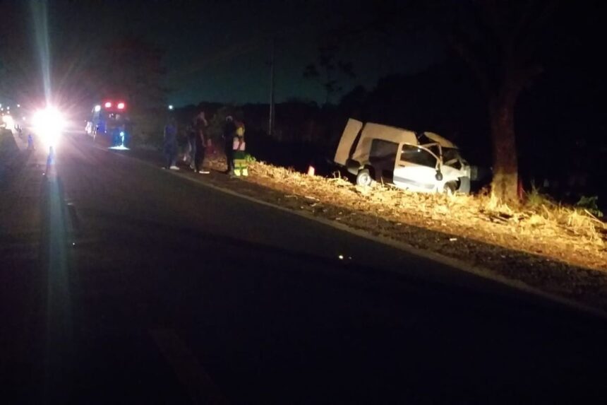 Motorista de 32 anos morreu após bater em capivara e perder o controle. (Foto: Reprodução)