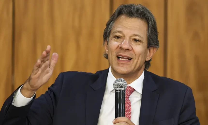 Fernando Haddad, ministro da Fazenda, fala sobre corte de gastos