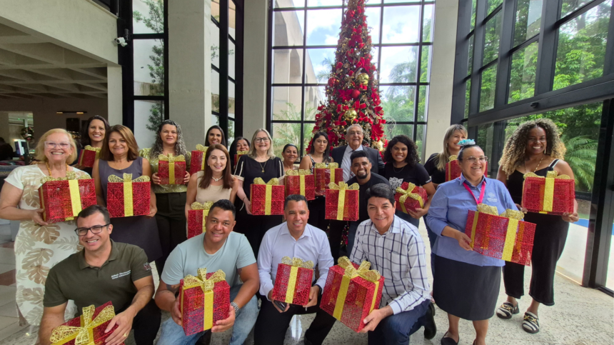 TCE-MS entrega presentes de natal à instituições de Campo Grande